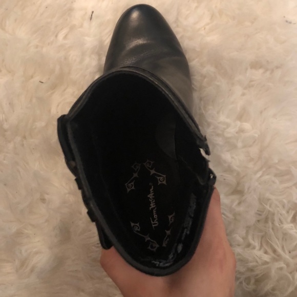 Ankle booties - Picture 2 of 5